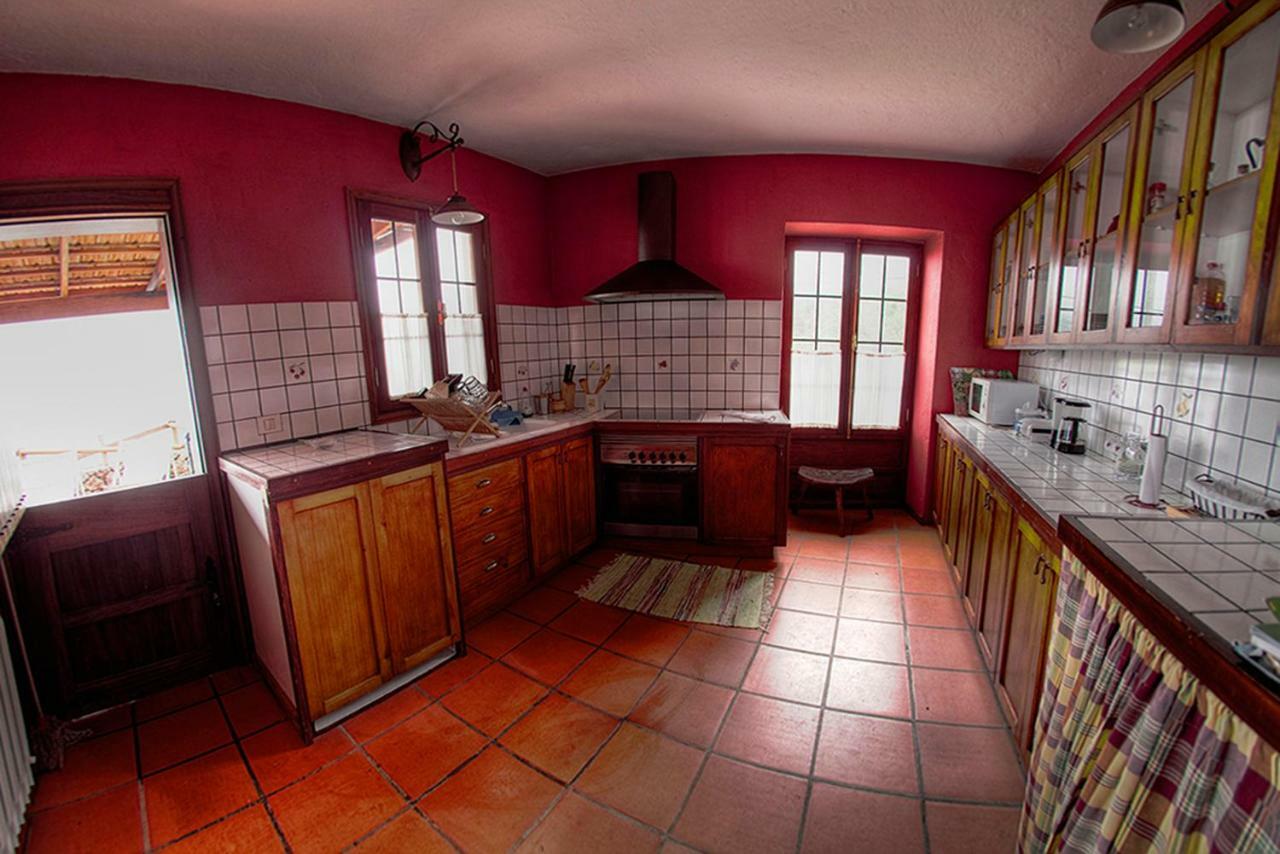 Affittacamere Geranios Rojos Las Rosas  Esterno foto